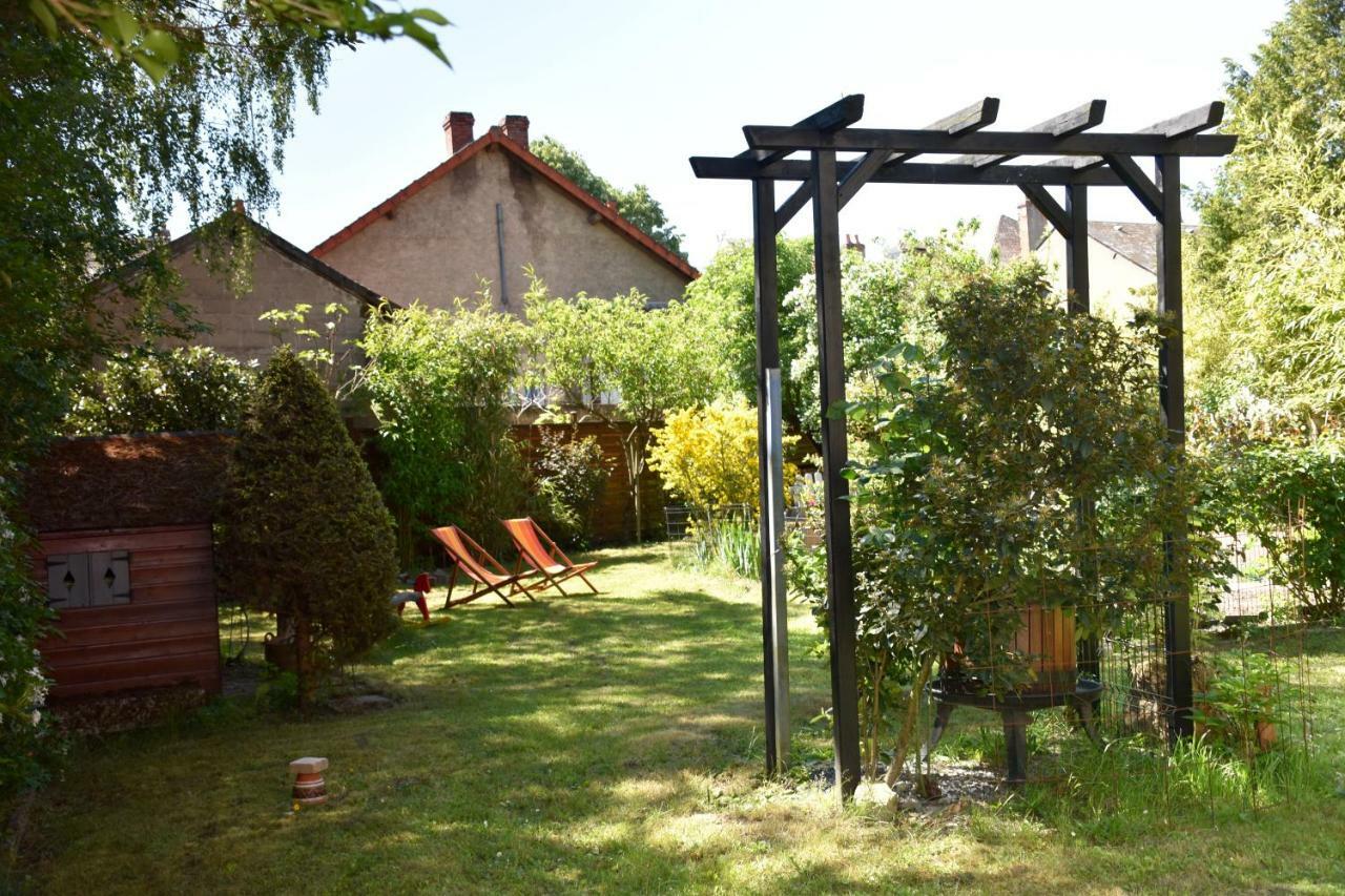Chambre D'Hotes Le Cadran Des Chauvelles Nevers Luaran gambar
