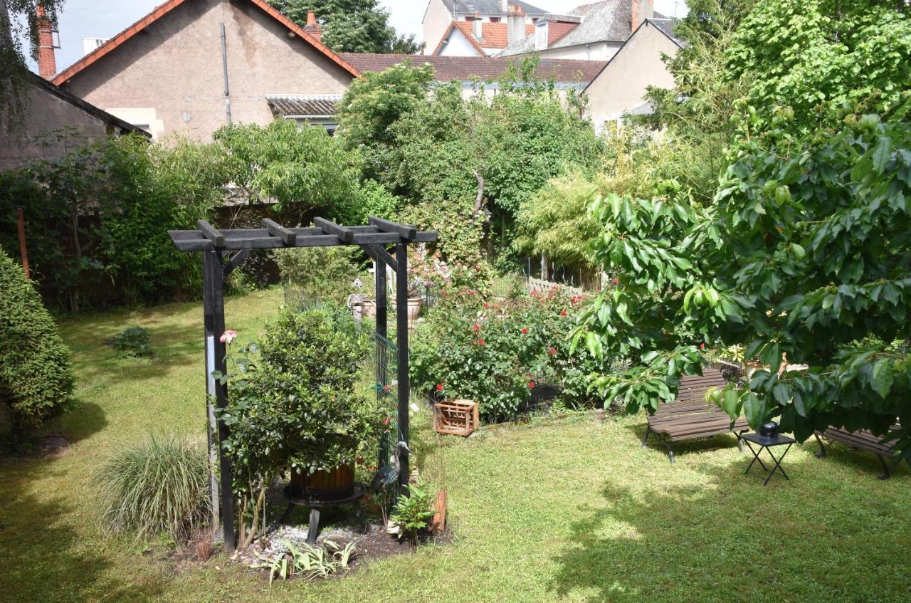 Chambre D'Hotes Le Cadran Des Chauvelles Nevers Luaran gambar